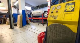 Auto Parts - Sklep z częściami samochodowymi