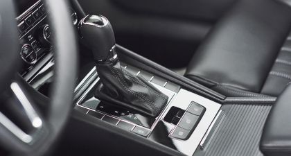 Dlaczego skrzynia biegów zaczyna pracować głośno?